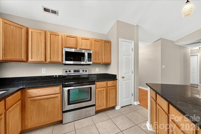 8732 Brookstead Meadow Court, Charlotte, NC 28215