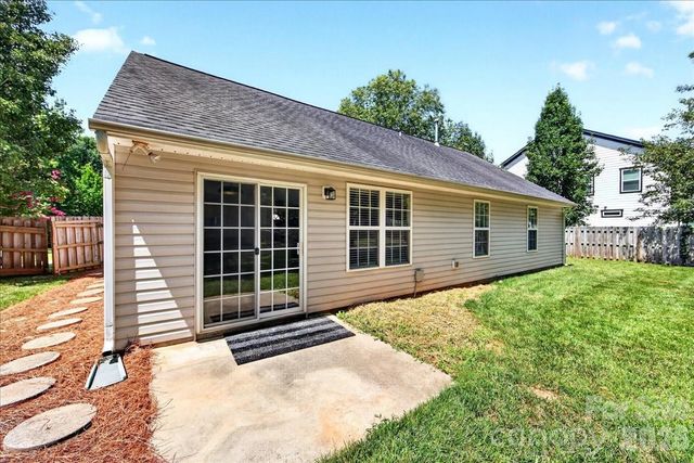 8732 Brookstead Meadow Court, Charlotte, NC 28215