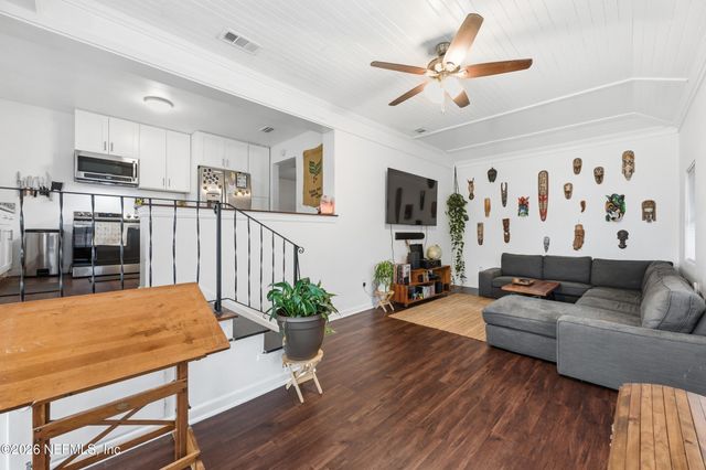 322 S 17TH Street, Palatka, FL 32177