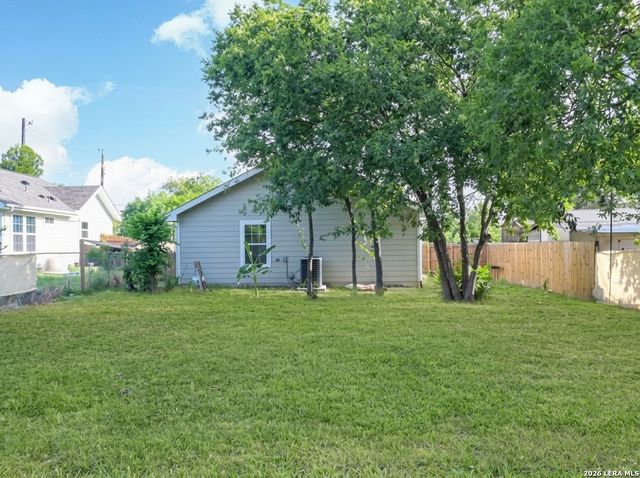 1630 PECK AVE, San Antonio, TX 78210