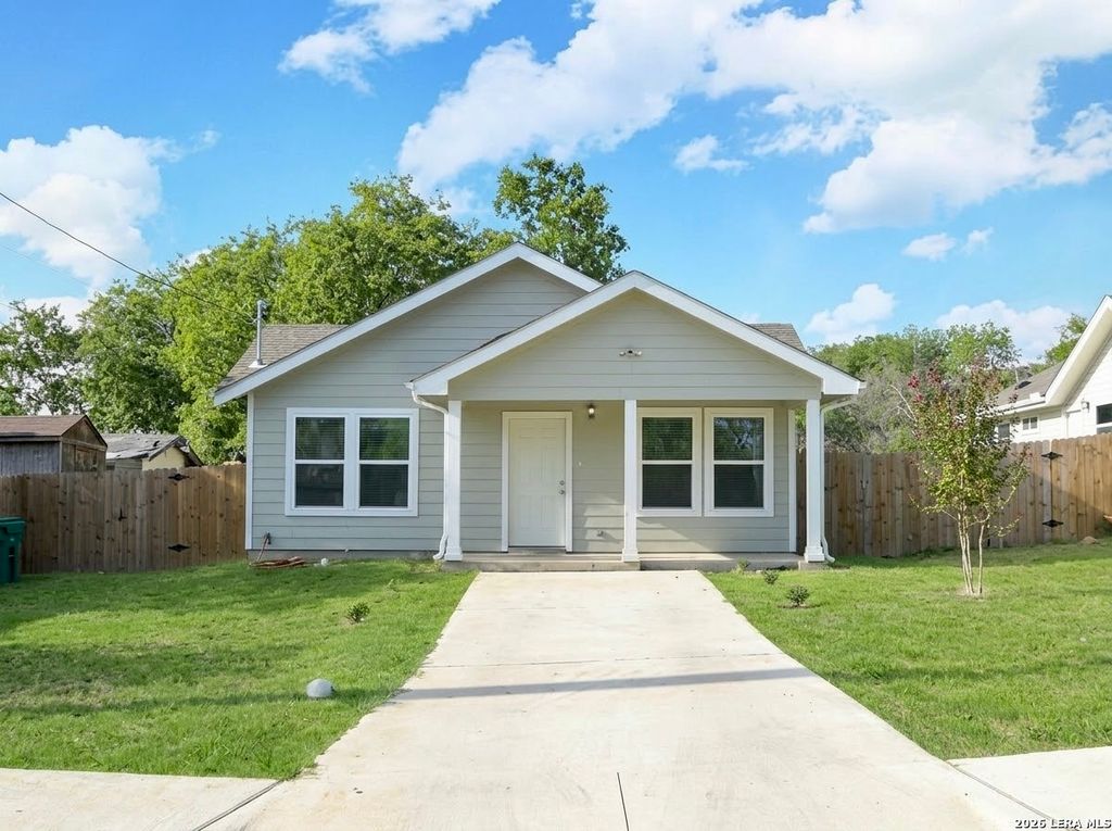 1630 PECK AVE, San Antonio, TX 78210