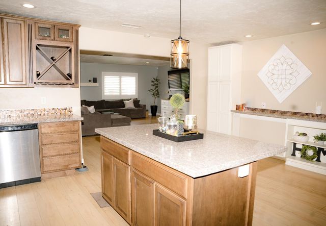 9842 Jackson Rd, Oakdale, CA 95361