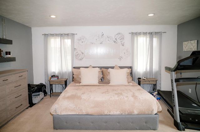 9842 Jackson Rd, Oakdale, CA 95361