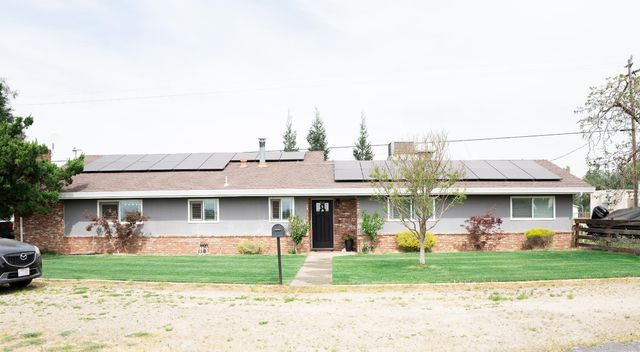 9842 Jackson Rd, Oakdale, CA 95361
