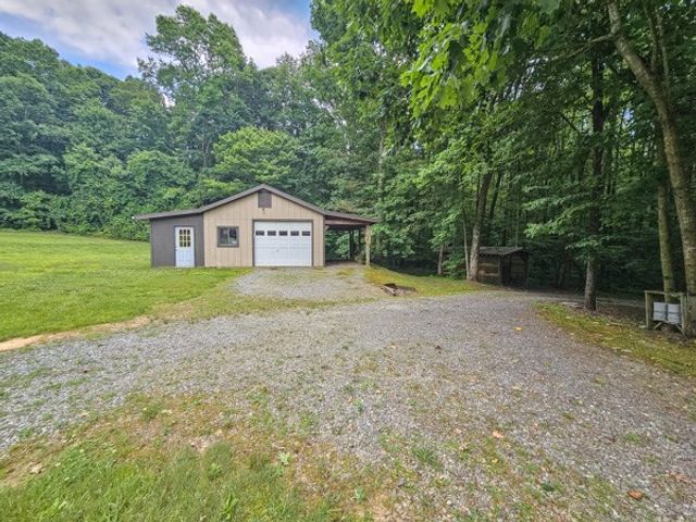 1705 Homer Wright Road, Talking Rock, GA 30175