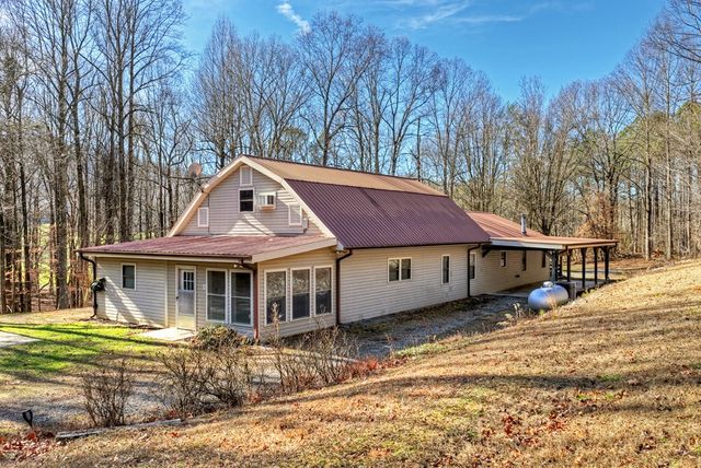 1705 Homer Wright Road, Talking Rock, GA 30175