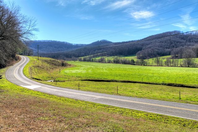 1705 Homer Wright Road, Talking Rock, GA 30175