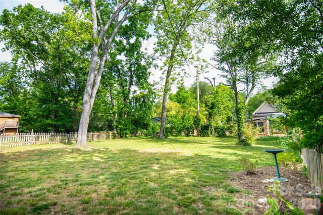 600 W Warren Street, Shelby, NC 28150