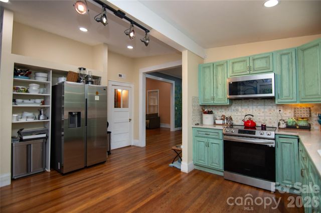600 W Warren Street, Shelby, NC 28150