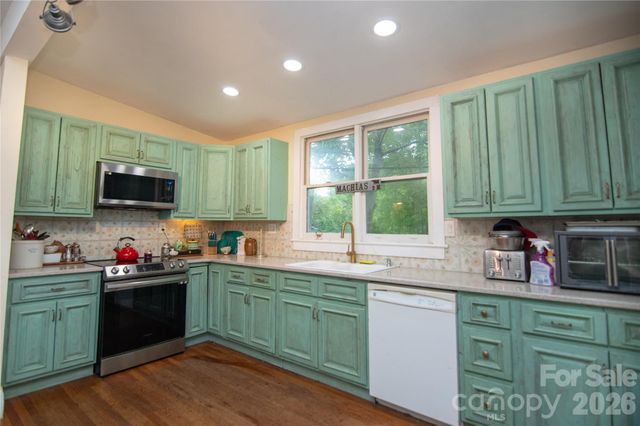 600 W Warren Street, Shelby, NC 28150