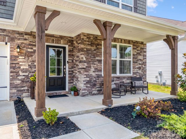378 Kennerly Center Drive, Mooresville, NC 28115