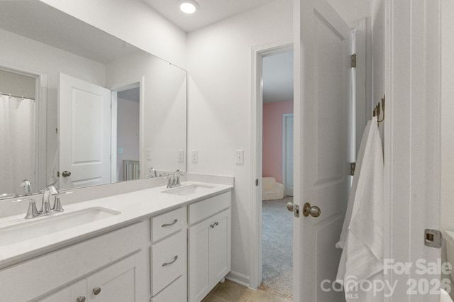 378 Kennerly Center Drive, Mooresville, NC 28115
