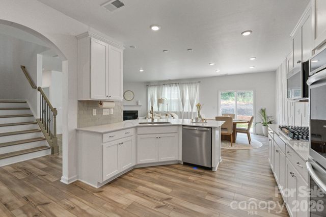 378 Kennerly Center Drive, Mooresville, NC 28115