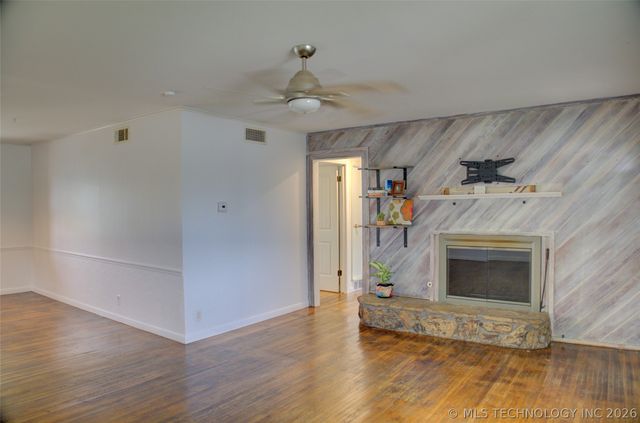 409 S 79th East Avenue, Tulsa, OK 74112