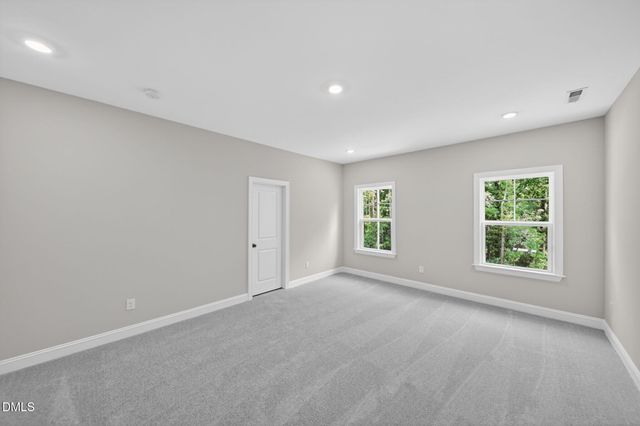 1040 Hidden Beach Drive, Wendell, NC 27591