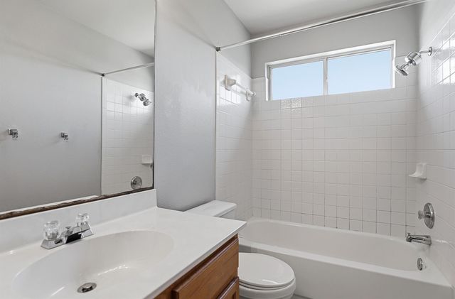 2410 Charlie Harley DR, Leander, TX 78641