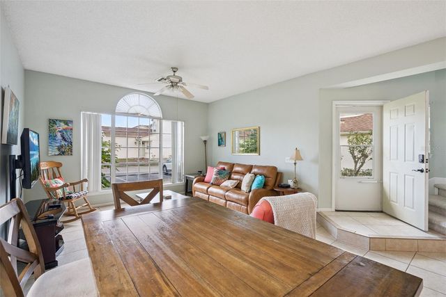 737 OLYMPIC CIRCLE, Ocoee, FL 34761