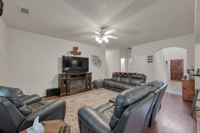 40 Westchester Drive, Conroe, TX 77304