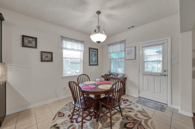 40 Westchester Drive, Conroe, TX 77304