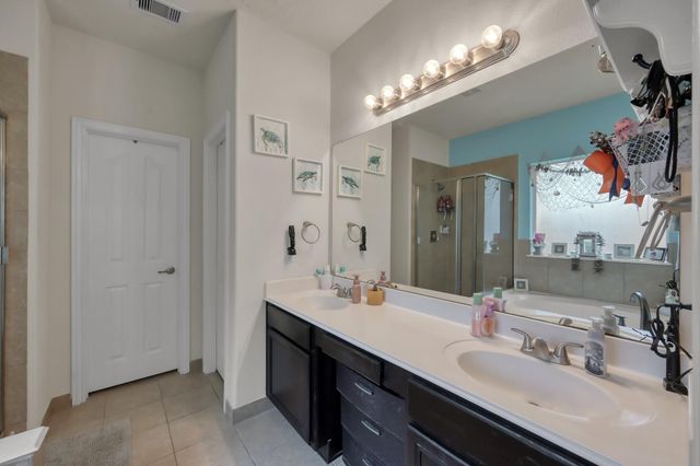 40 Westchester Drive, Conroe, TX 77304
