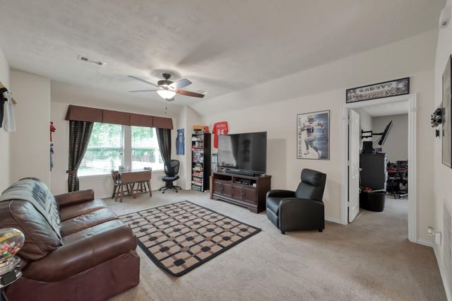 40 Westchester Drive, Conroe, TX 77304