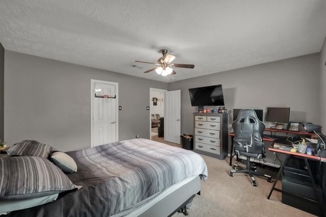 40 Westchester Drive, Conroe, TX 77304