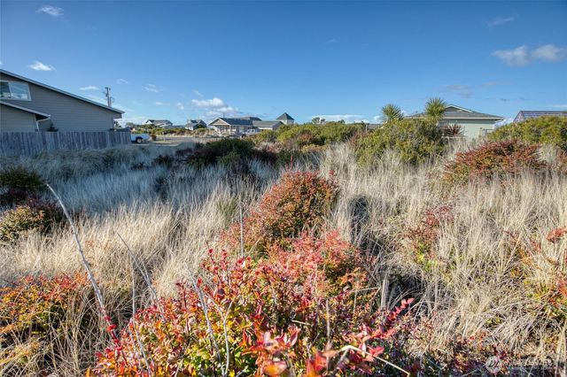 1163 Glendale Court SW, Ocean Shores, WA 98569