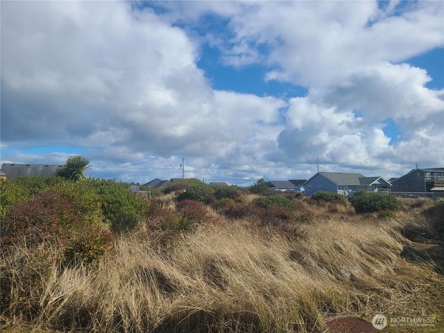 1163 Glendale Court SW, Ocean Shores, WA 98569