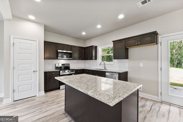 205 Yancey Road, Covington, GA 30014