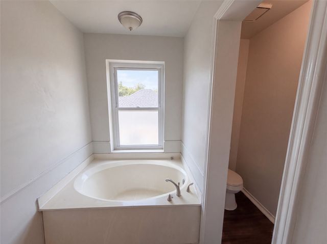 108 Marvin Gardens, Waxahachie, TX 75165