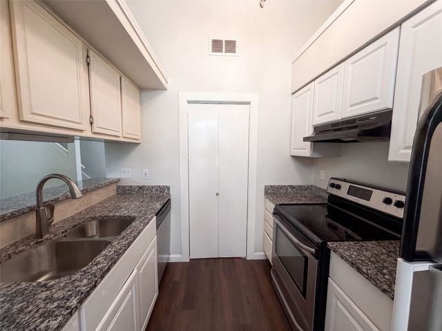 108 Marvin Gardens, Waxahachie, TX 75165