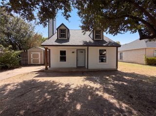 108 Marvin Gardens, Waxahachie, TX 75165