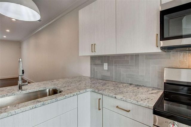 105 Chateau SE Drive, Rome, GA 30161