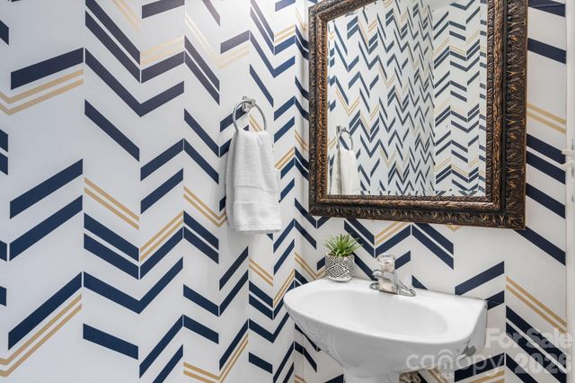 10060 Switchyard Drive, Cornelius, NC 28031