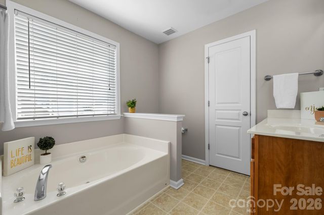 10060 Switchyard Drive, Cornelius, NC 28031