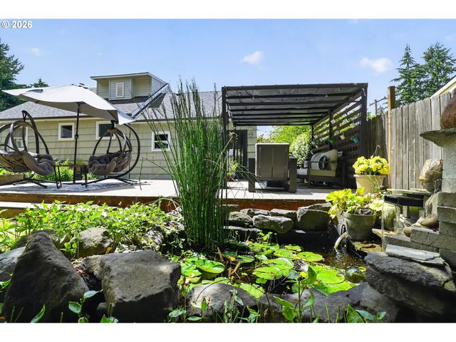 8326 Sw 57TH Ave, Portland, OR 97219