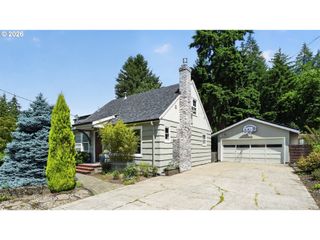 8326 Sw 57TH Ave, Portland, OR 97219