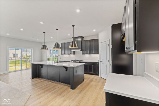 288 McNair Road, Whiteland, IN 46184