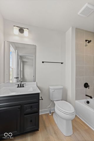 288 McNair Road, Whiteland, IN 46184