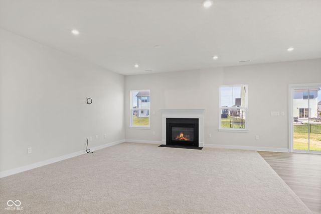 288 McNair Road, Whiteland, IN 46184