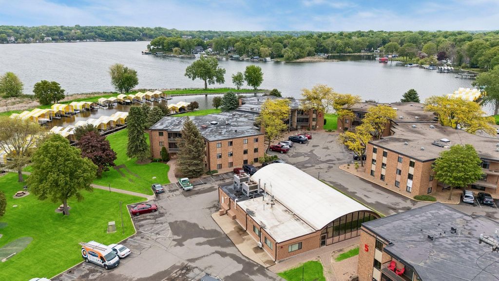 5410 Three Points Boulevard 411, Mound, MN 55364 — photo 5