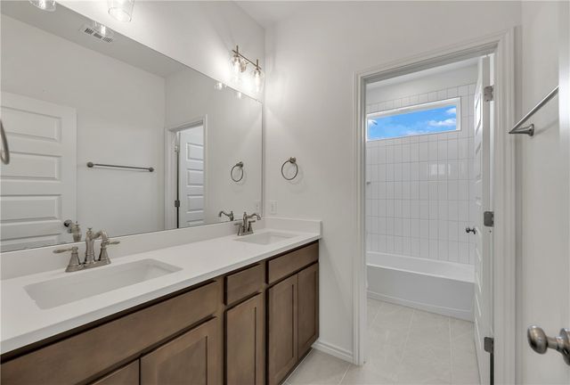 3540 Pointe du Hoc Loop, Bryan, TX 77808