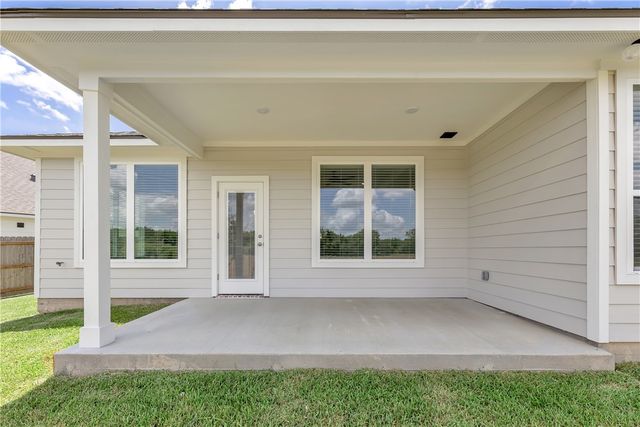 3540 Pointe du Hoc Loop, Bryan, TX 77808