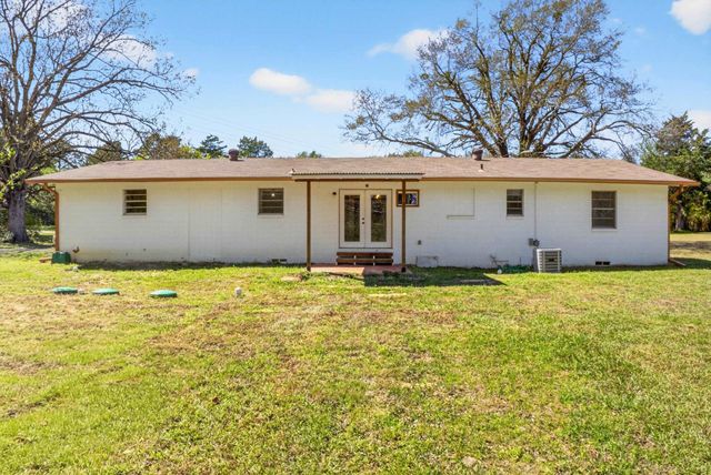 6367 Orange rd, Big Sandy, TX 75755