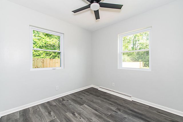 1822 W Centre Avenue, Portage, MI 49024