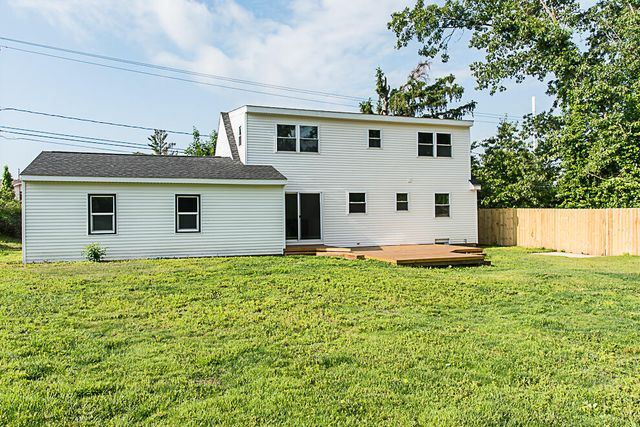 1822 W Centre Avenue, Portage, MI 49024