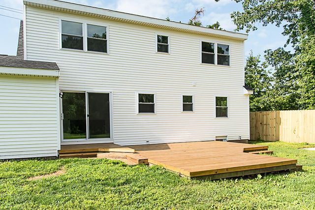 1822 W Centre Avenue, Portage, MI 49024