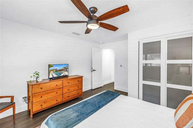 7218 PARK STREET S, St Petersburg, FL 33707