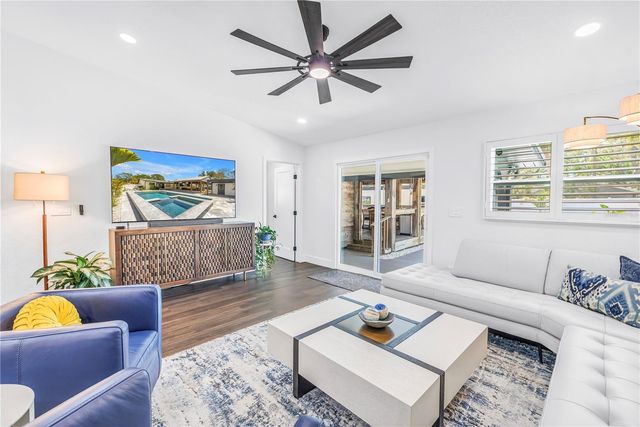 7218 PARK STREET S, St Petersburg, FL 33707