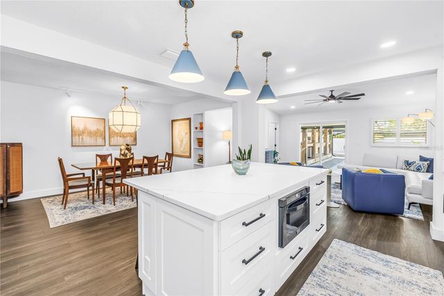 7218 PARK STREET S, St Petersburg, FL 33707